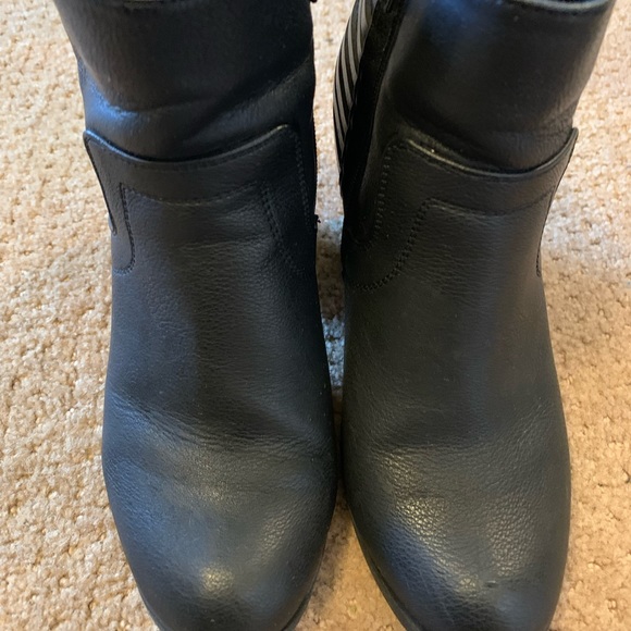 Steve Madden Black Synthetic Booties - Picture 5 of 5
